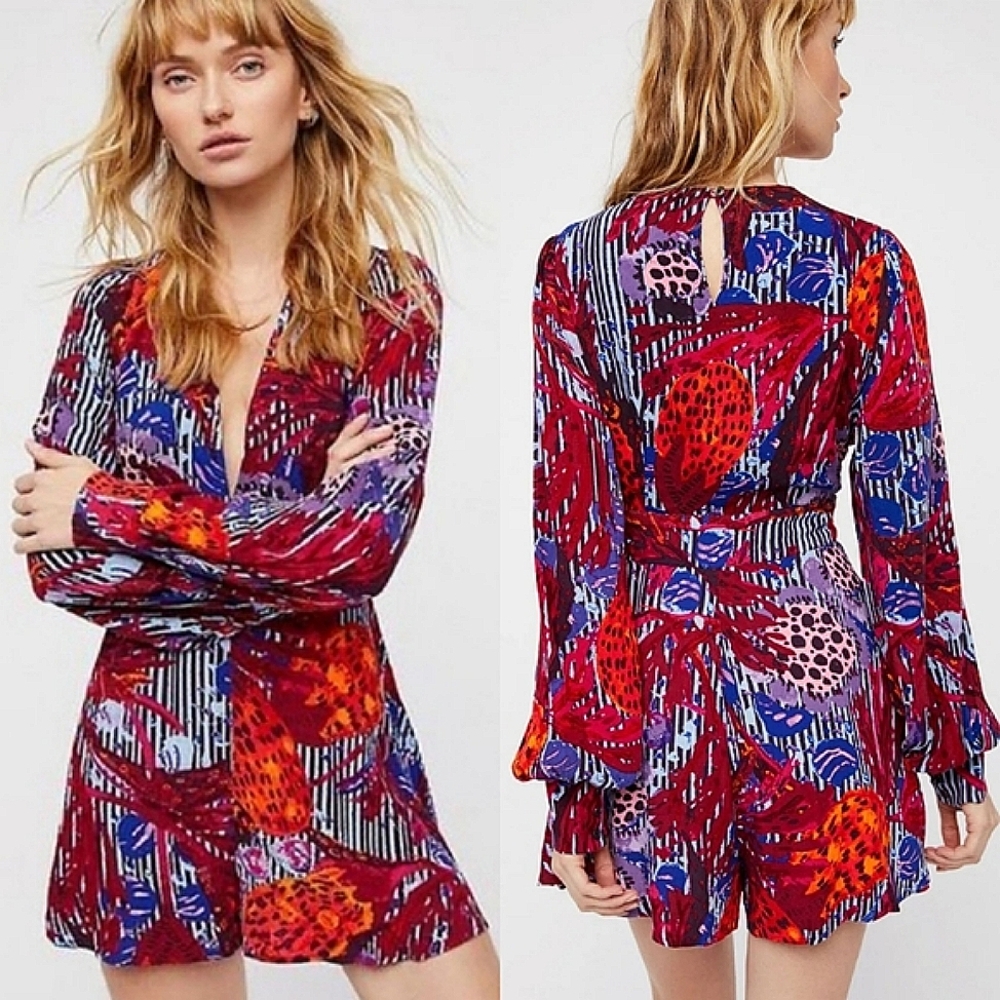 Free People Audrew Long Sleeve V-neck Romper Printed Red Combo Size 6